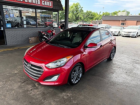 2016 Hyundai Elantra GT 2.0L 6-Speed A/T's photo