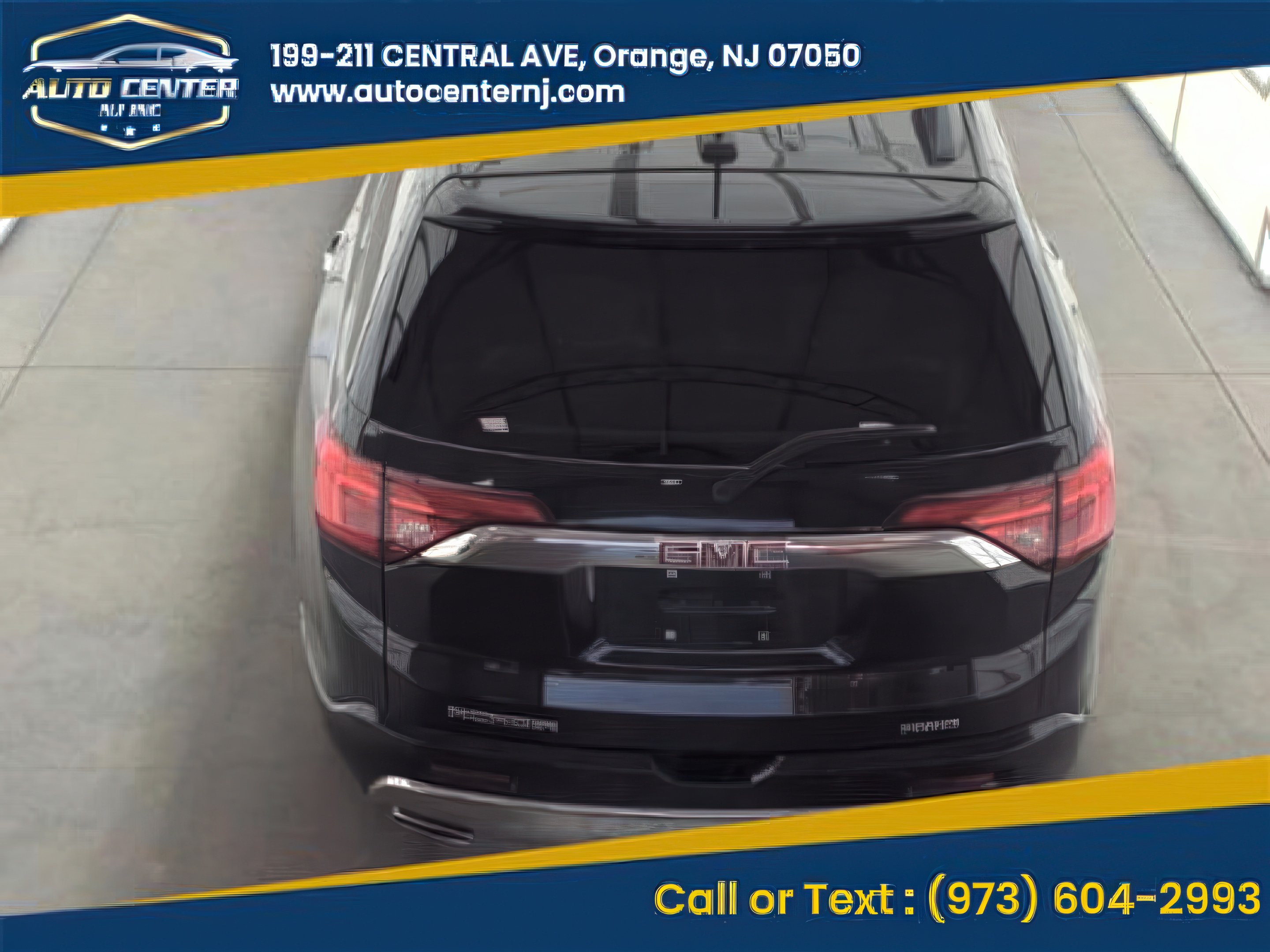 View vehicle photo 7