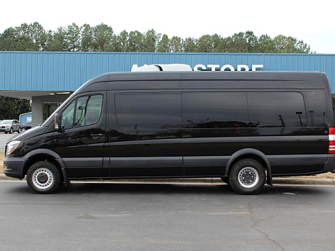 2017 Mercedes-Benz Sprinter Cab Chassis Base's photo