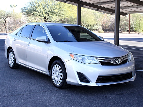 2014 Toyota Camry LE