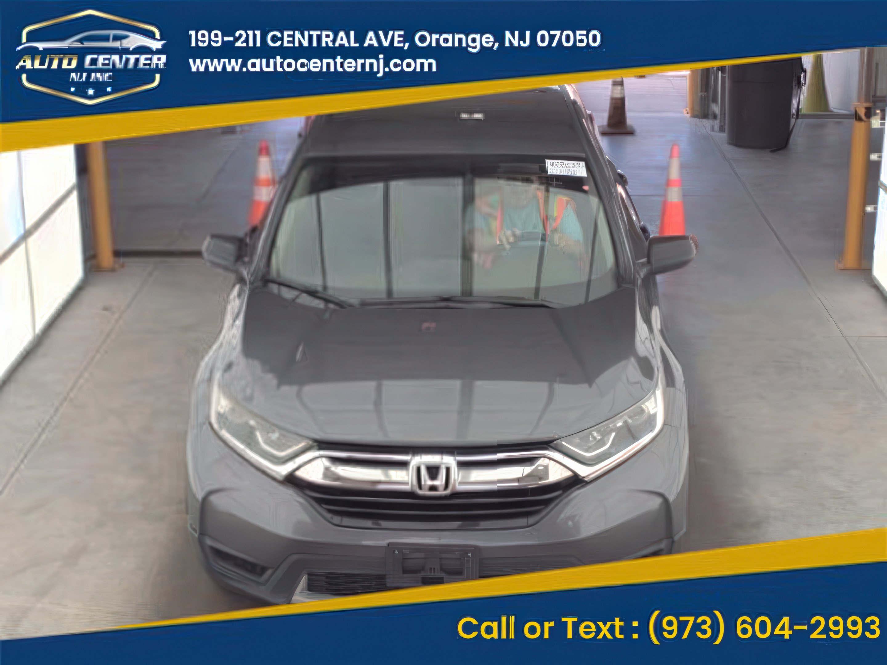 View vehicle photo 3