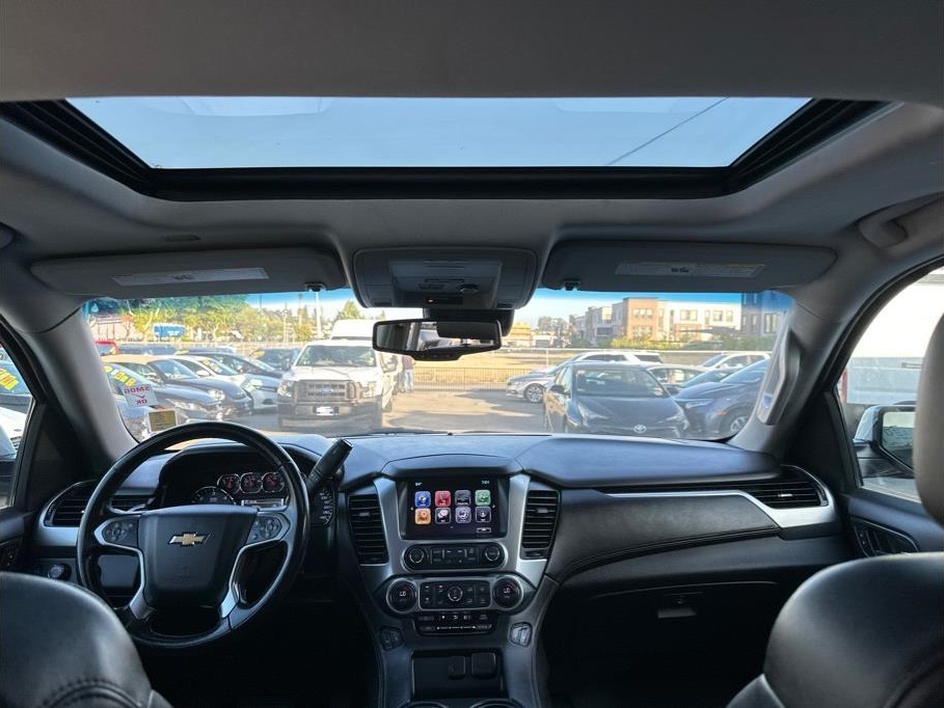 2019 Chevrolet Tahoe LT - Photo 10