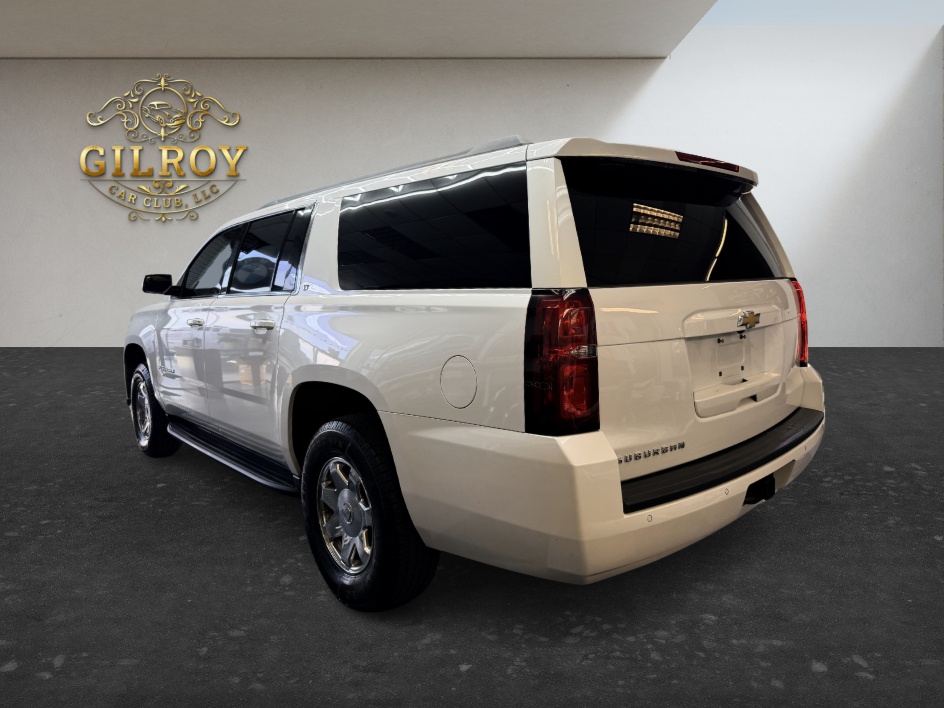 2019 Chevrolet Suburban LT - Photo 17