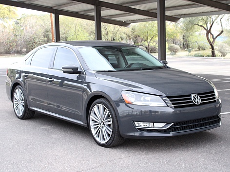 2014 Volkswagen Passat Sport