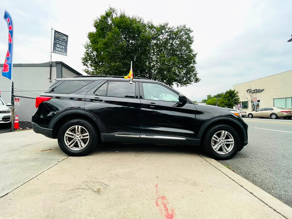 2020 Ford Explorer XLT - Photo 12