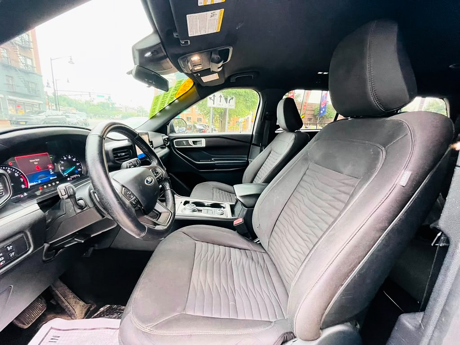 2020 Ford Explorer XLT - Photo 13