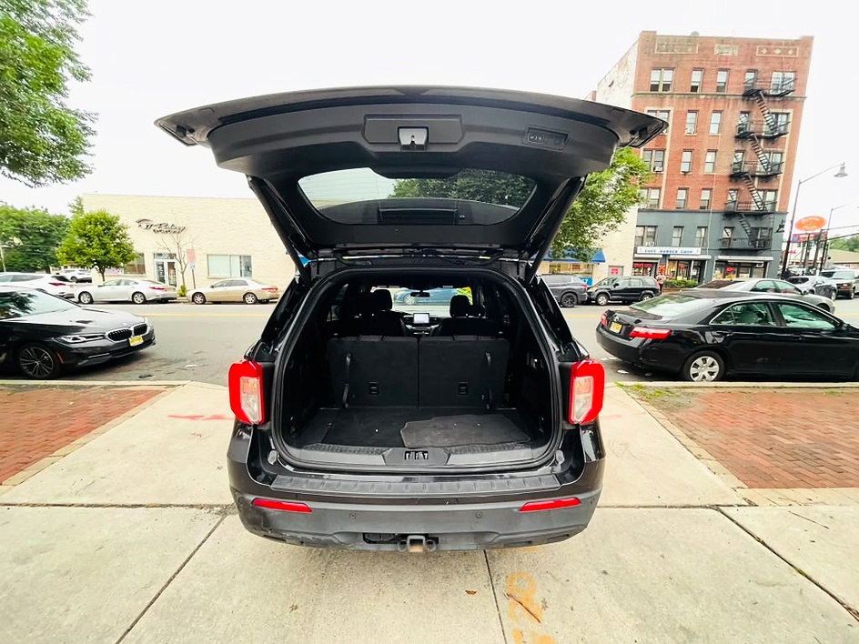 2020 Ford Explorer XLT - Photo 10