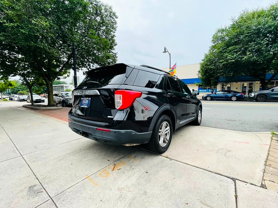 2020 Ford Explorer XLT - Photo 11