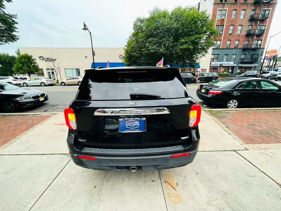 2020 Ford Explorer XLT - Photo 9