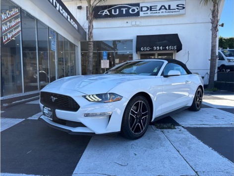 2023 Ford Mustang EcoBoost Premium's photo