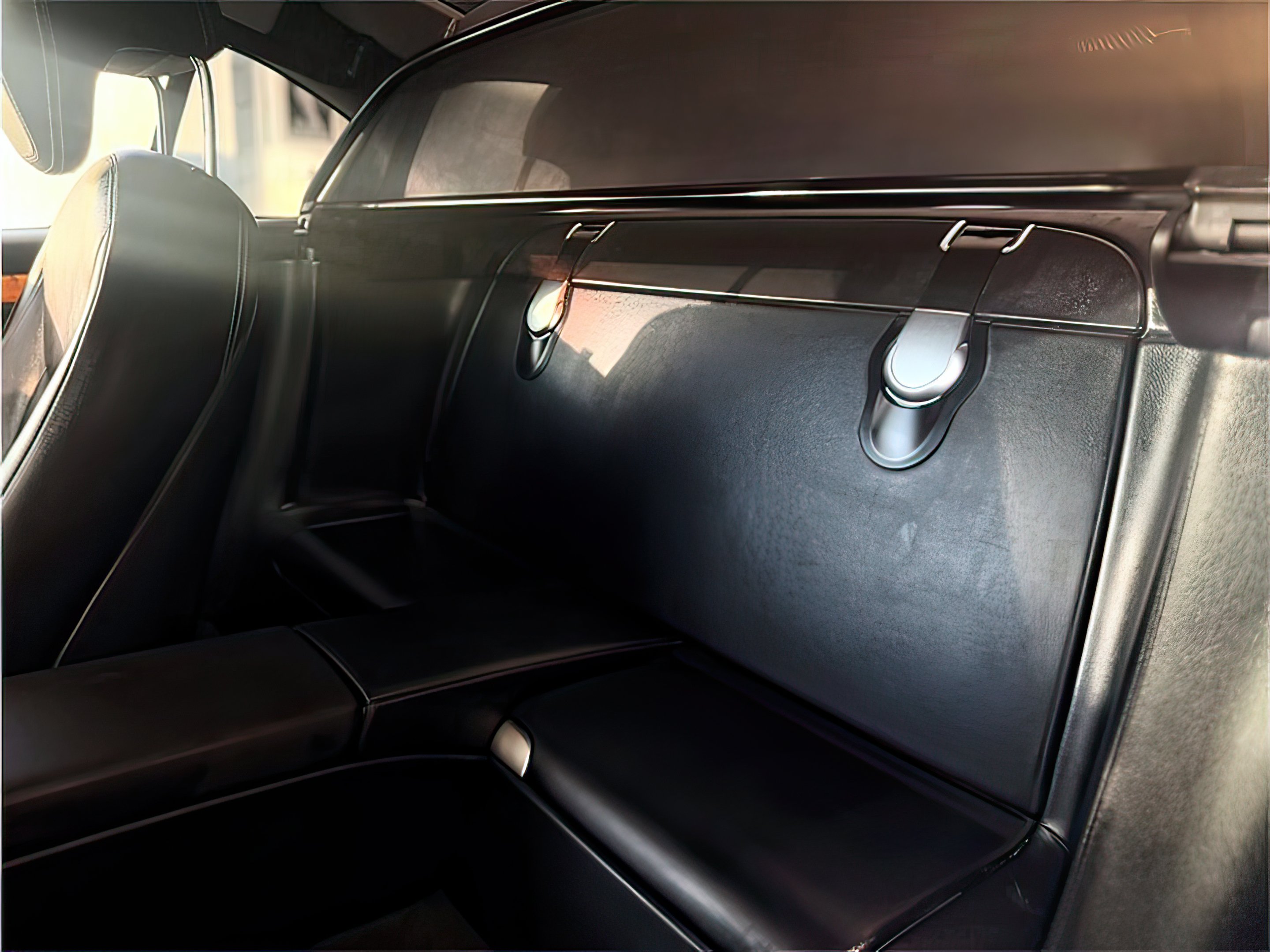 2011 Mercedes-Benz SL-Class SL550 - Photo 38