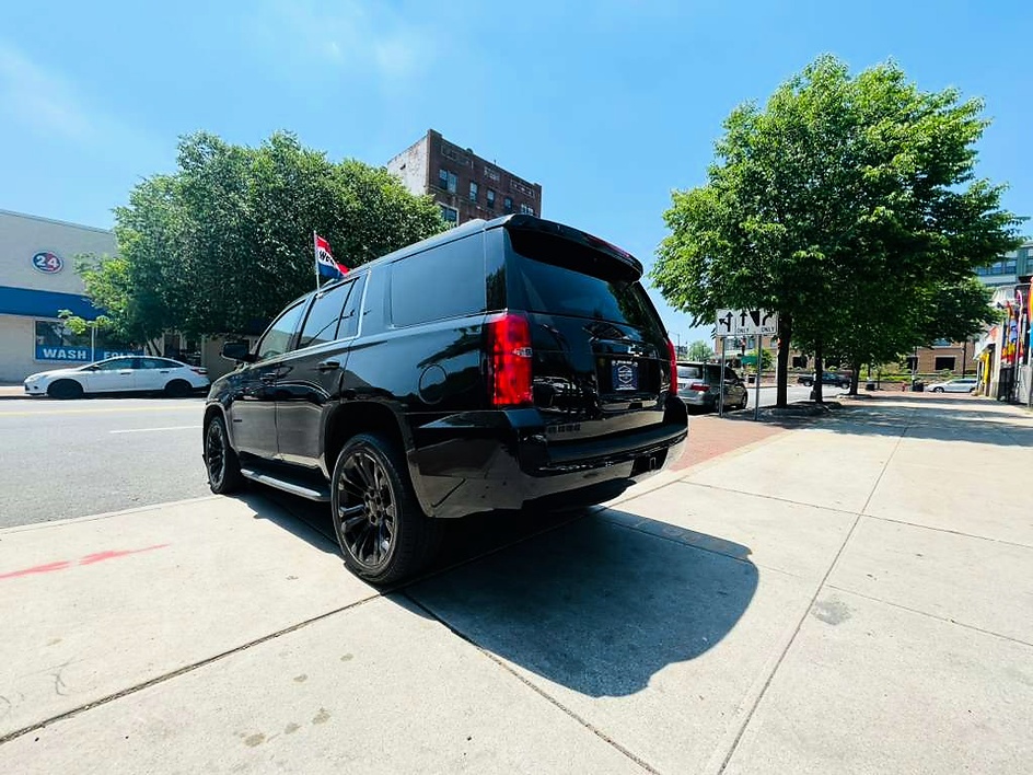 2018 Chevrolet Tahoe LT - Photo 7