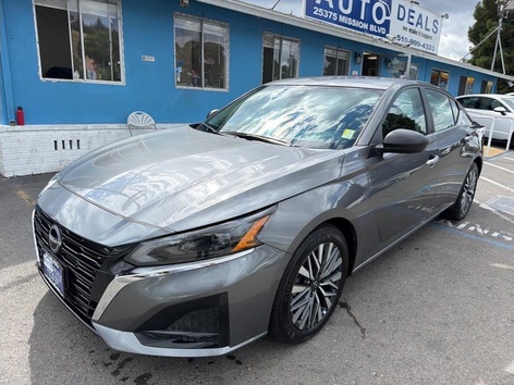 2025 Nissan Altima 2.5 SV's photo