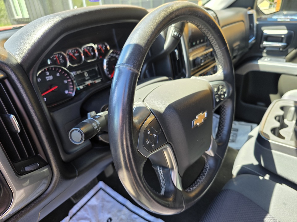 2015 Chevrolet Silverado 1500 LT - Photo 15