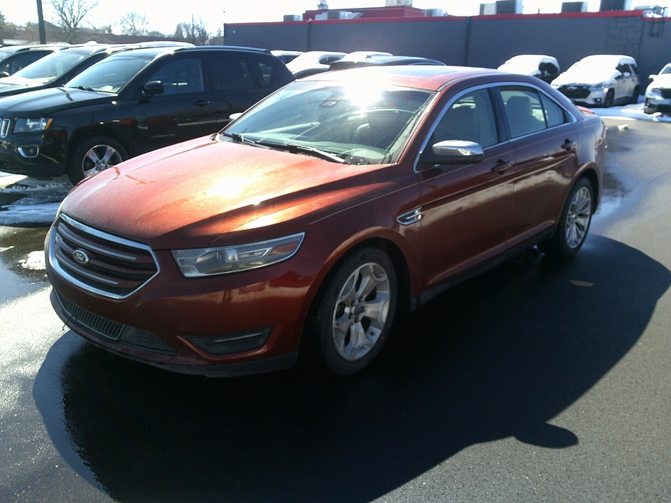 2014 Ford Taurus