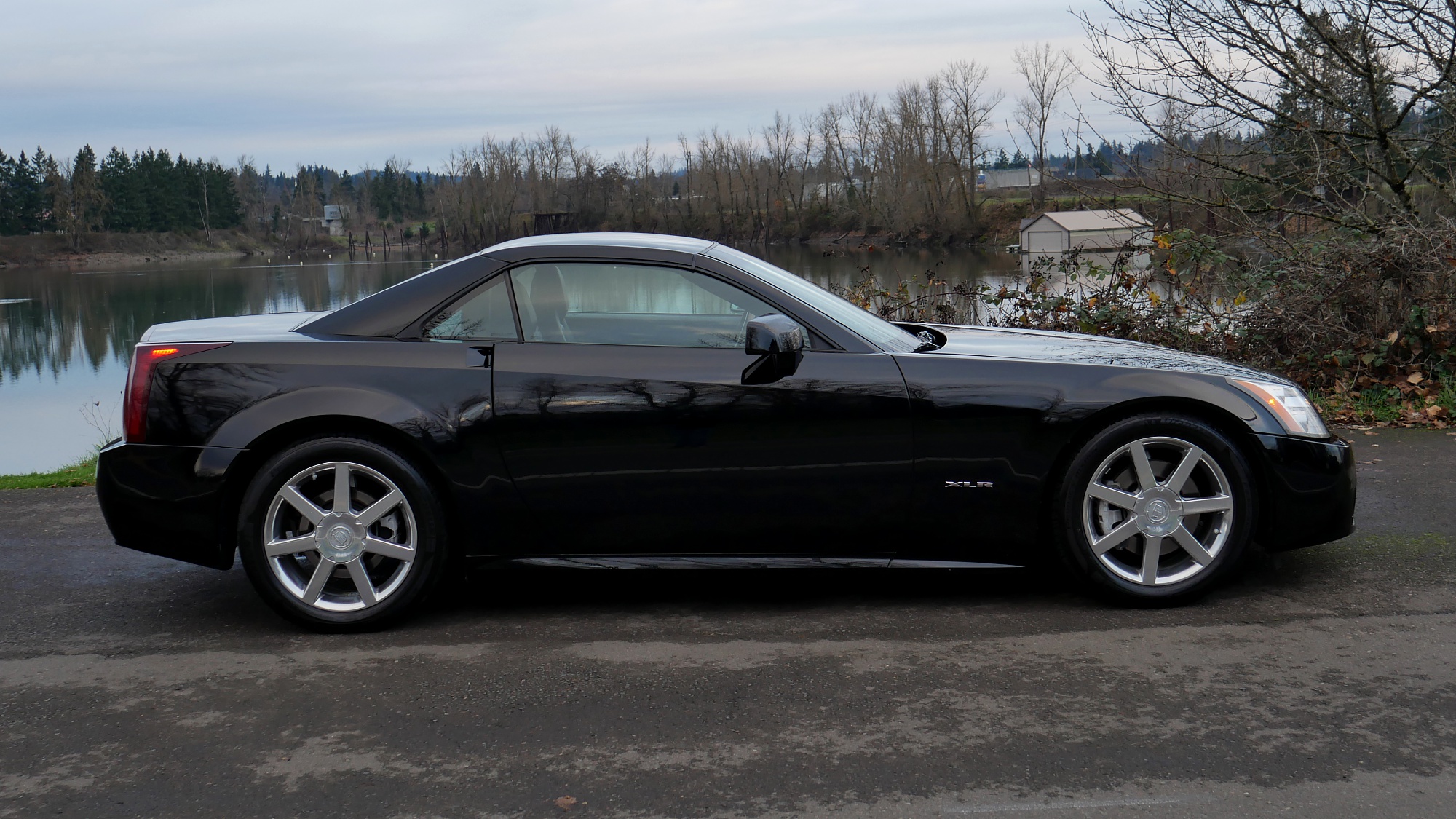 2005 Cadillac XLR Base - Photo 7