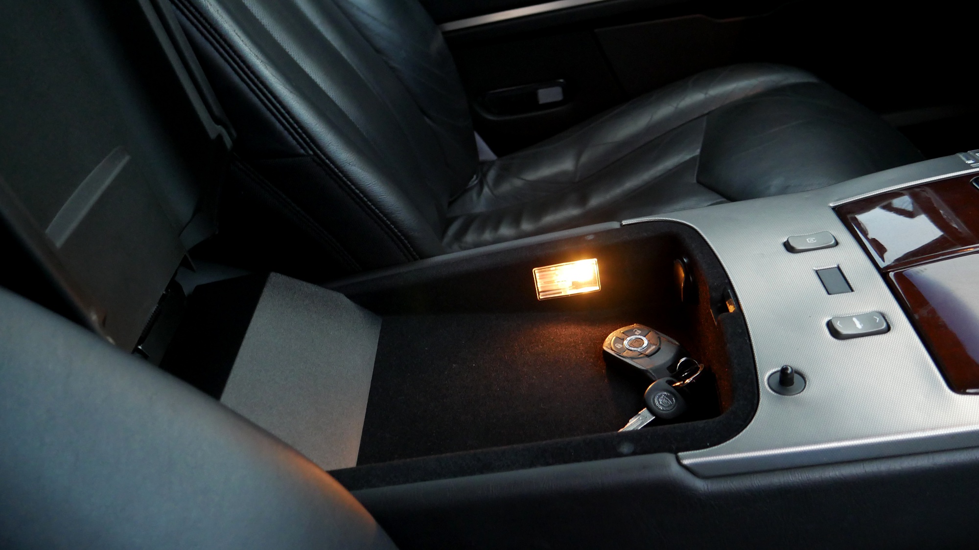 2005 Cadillac XLR Base - Photo 26