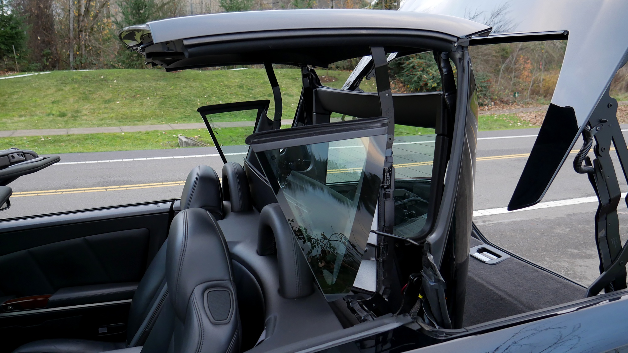 2005 Cadillac XLR Base - Photo 39