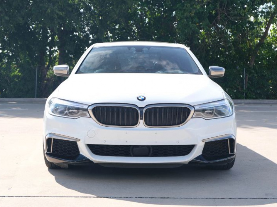2018 Bmw M550i xDrive Sedan photo 2