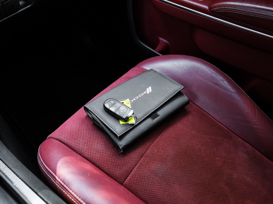 2013 Dodge Charger SRT8 photo 9