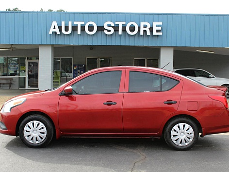 2017 Nissan Versa Sedan S Plus