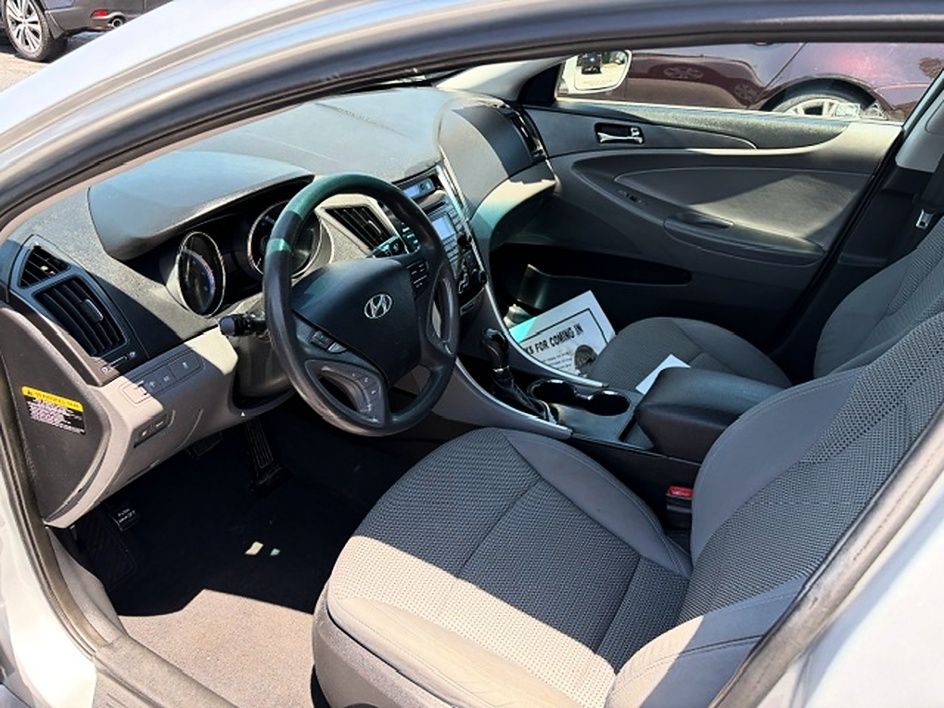 2012 Hyundai Sonata GLS - Photo 6