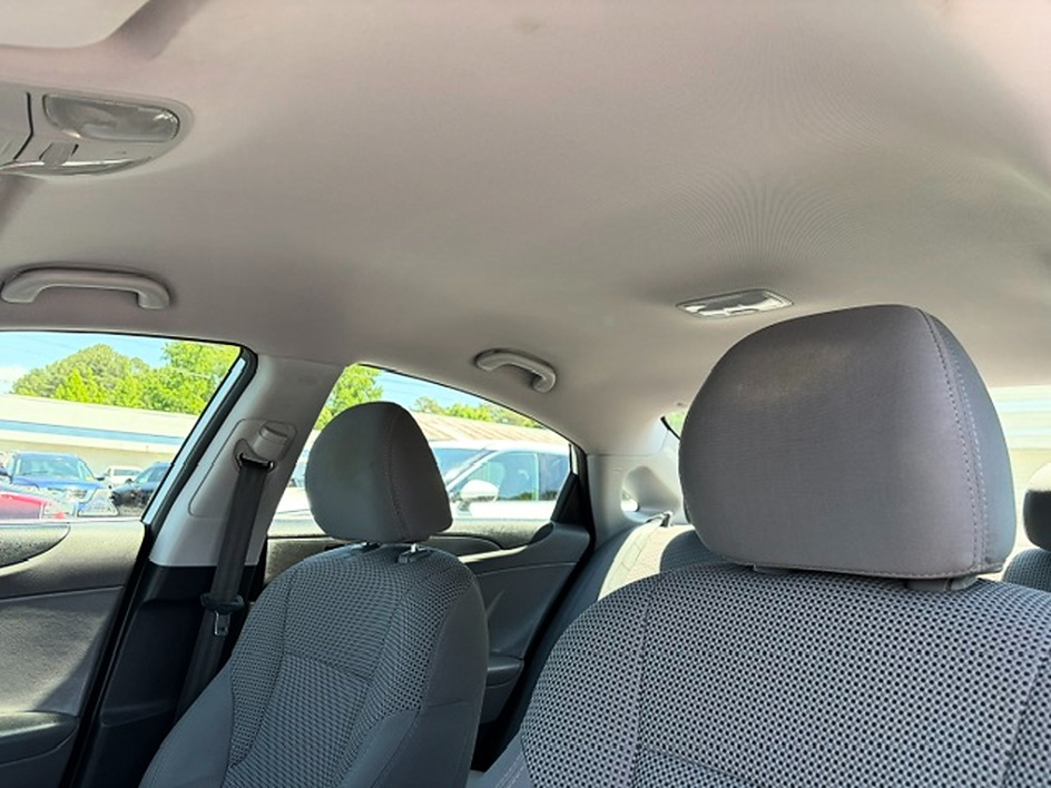 2012 Hyundai Sonata GLS - Photo 11