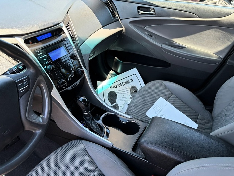 2012 Hyundai Sonata GLS - Photo 6