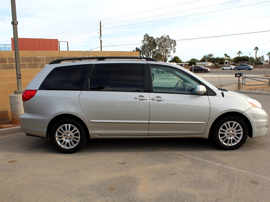 2009 TOYOTA SIENNA XLE Plaza Auto Center Used cars in Yuma, AZ