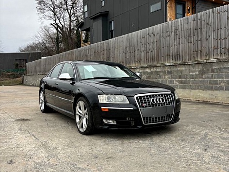 2009 Audi S8 Base