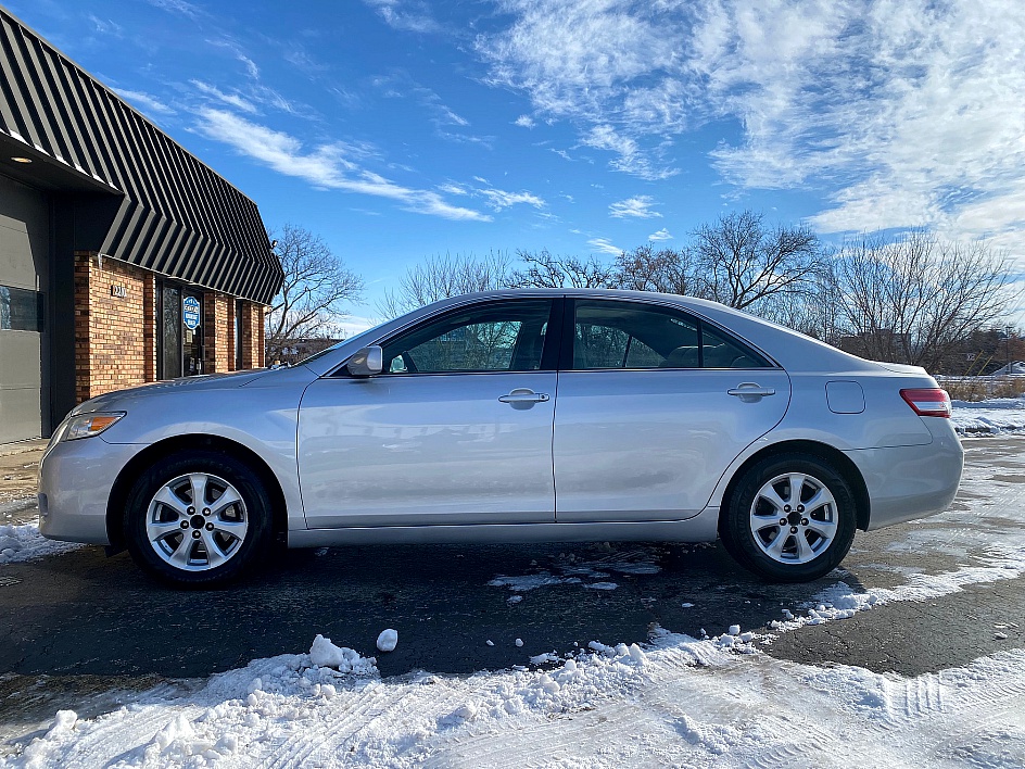2011 Toyota Camry LE
