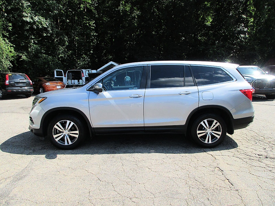 Honda Pilot photo 9