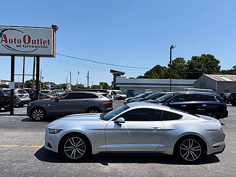 2015 Ford Mustang EcoBoost Coupe Premium's photo