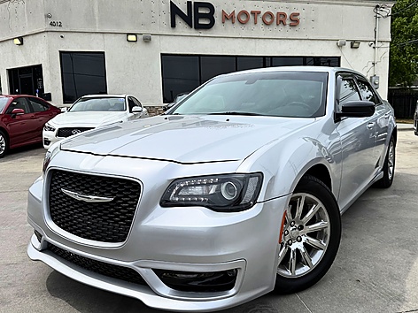 2020 Chrysler 300 Touring