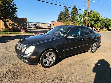 2004 Mercedes-Benz E-Class E320