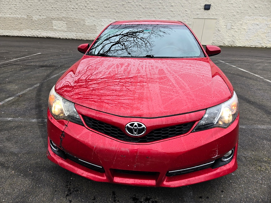 2014 Toyota Camry SE