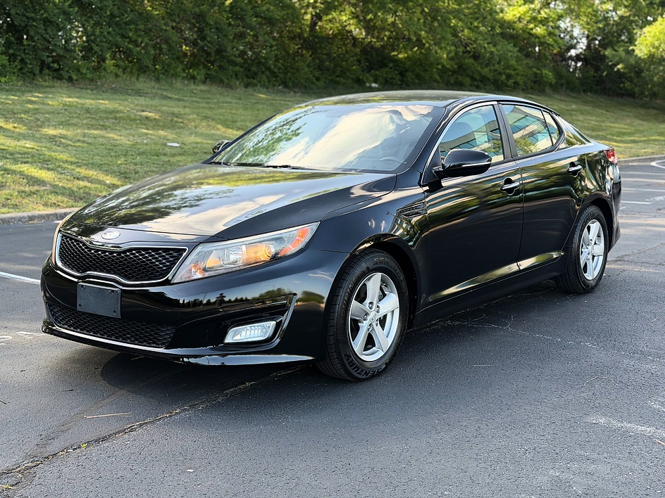 2015 Kia Optima LX AT's photo