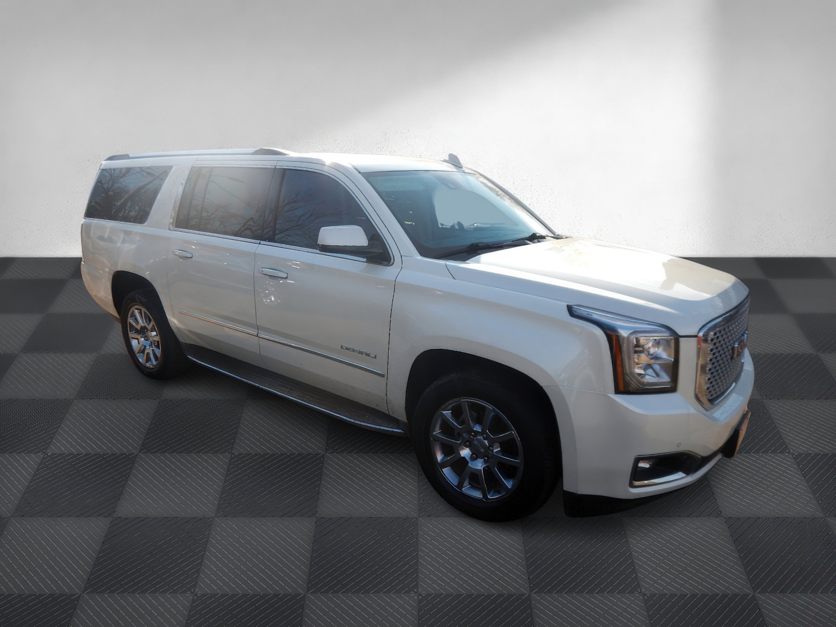2015 GMC Yukon Denali AWD's photo
