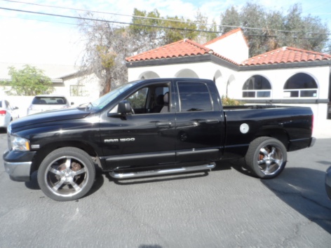 2004 Dodge Ram 1500 Pickup SLT