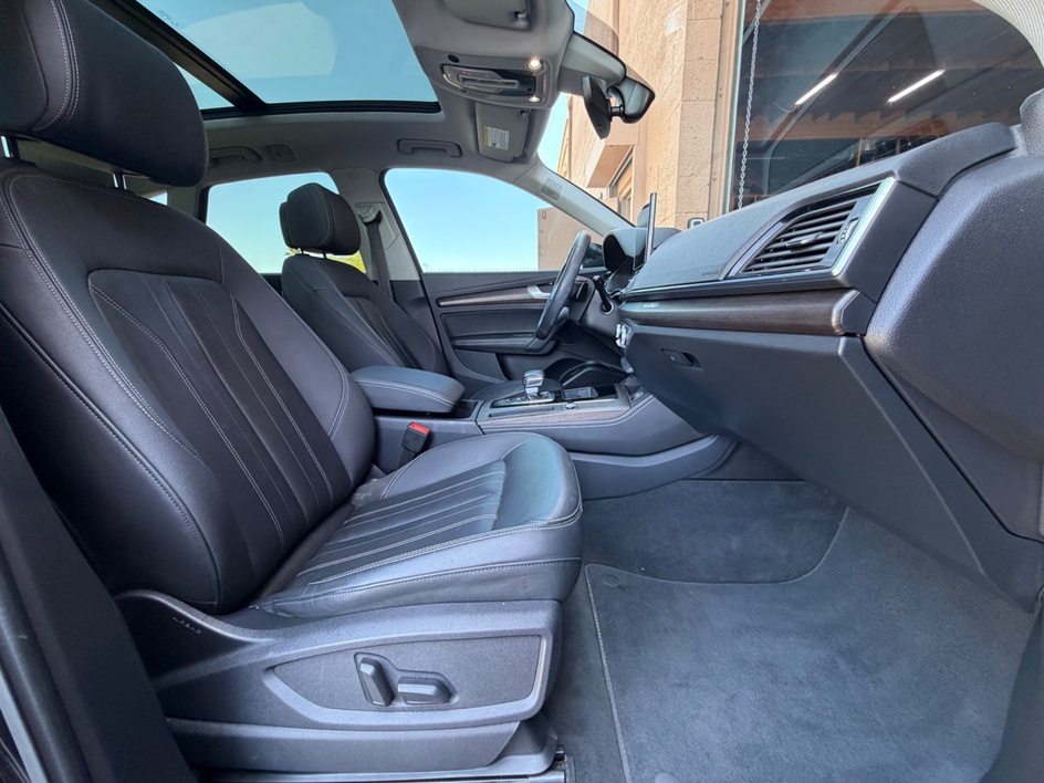 2022 Audi Q5 Premium Plus - Photo 42