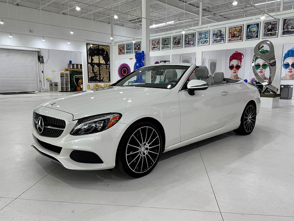 2017 Mercedes-Benz C-Class Cabriolet C300's photo