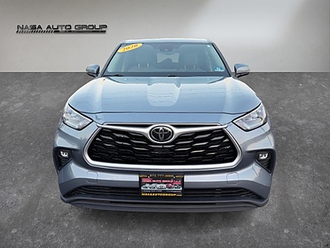 2020 Toyota Highlander LE
