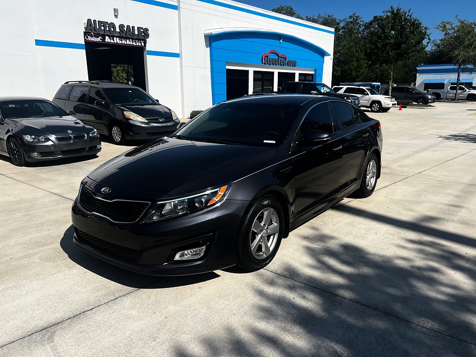 2015 Kia Optima LX AT's photo