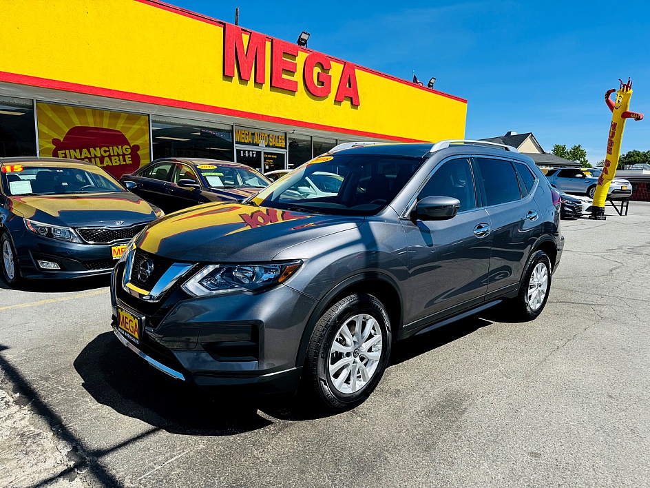 2018 Nissan Rogue SV