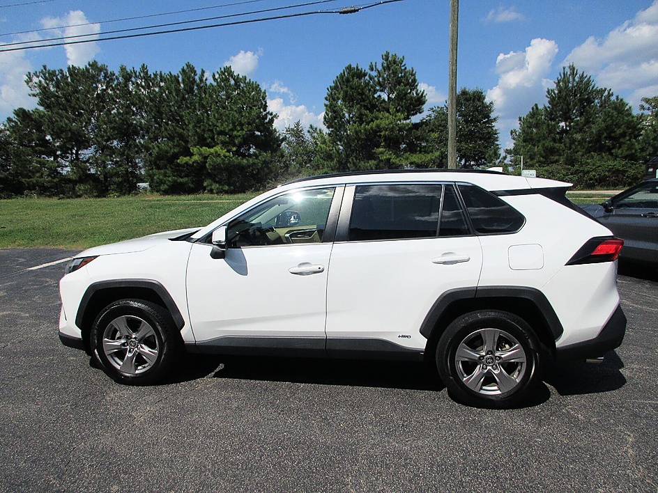 Toyota RAV4 photo 8