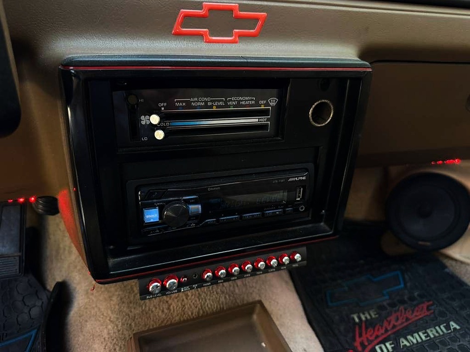 1987 Chevrolet Monte Carlo - Photo 14