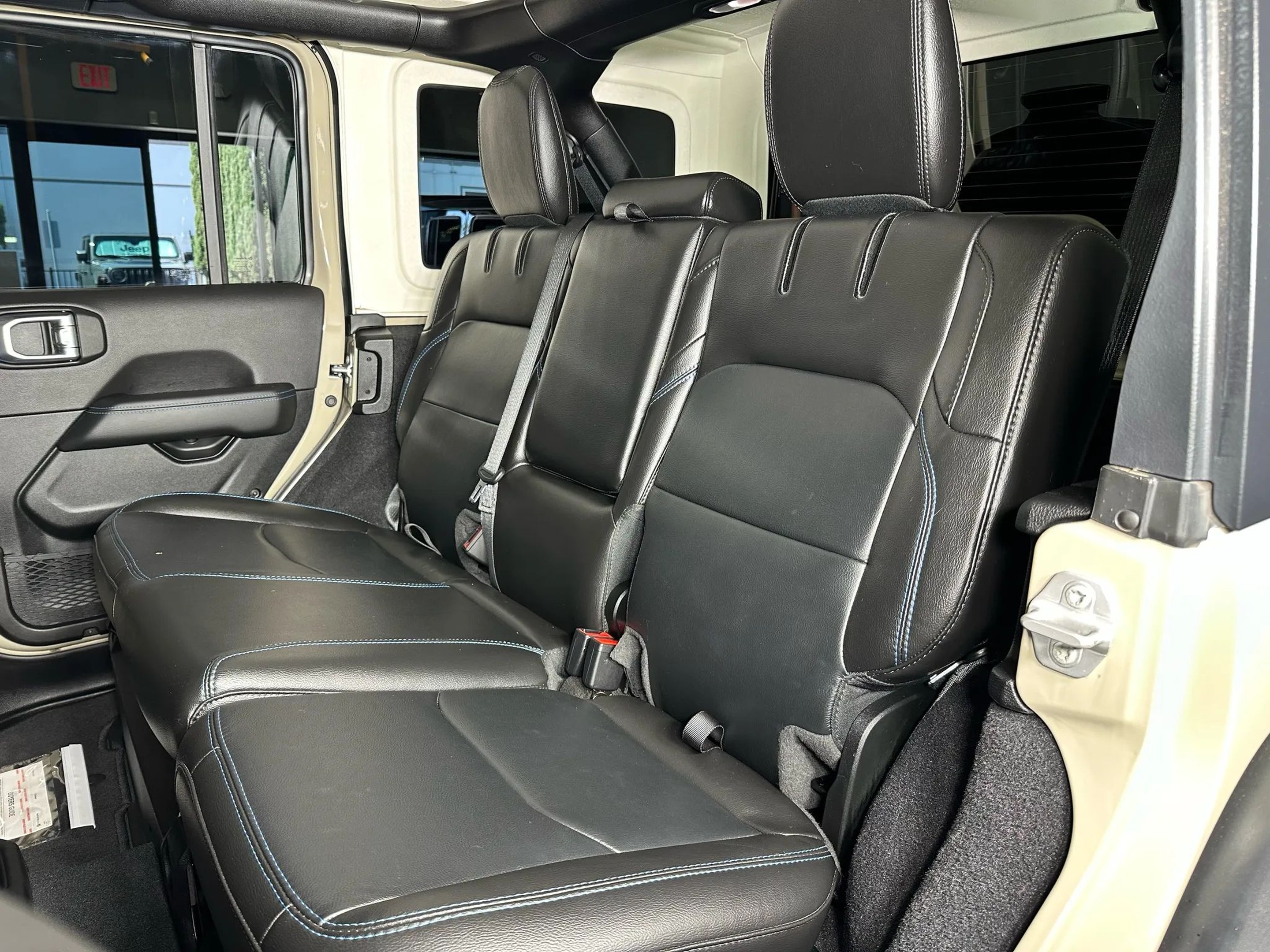 2022 Jeep Wrangler Unlimited Rubicon 4XE - Photo 15