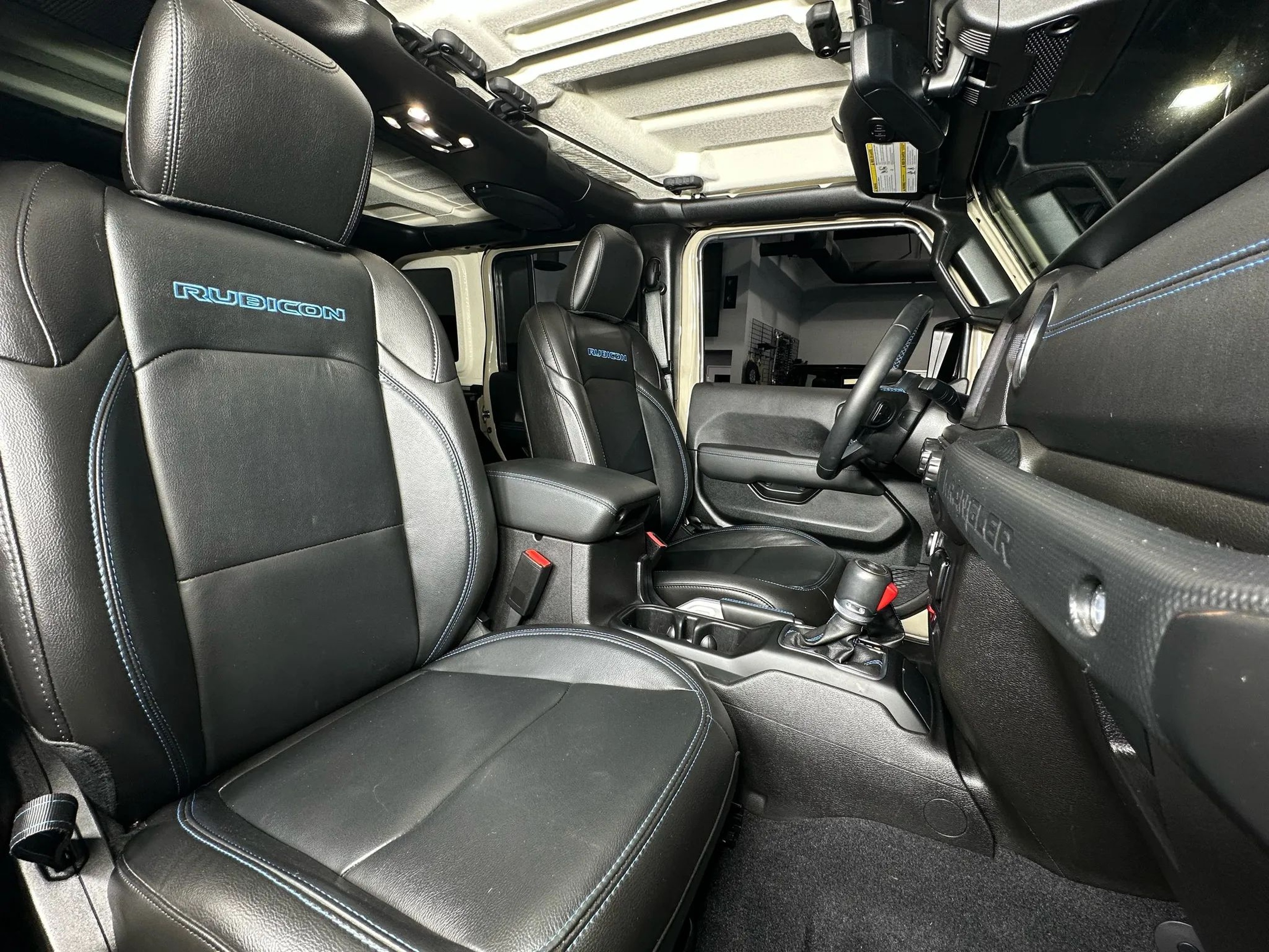 2022 Jeep Wrangler Unlimited Rubicon 4XE - Photo 16