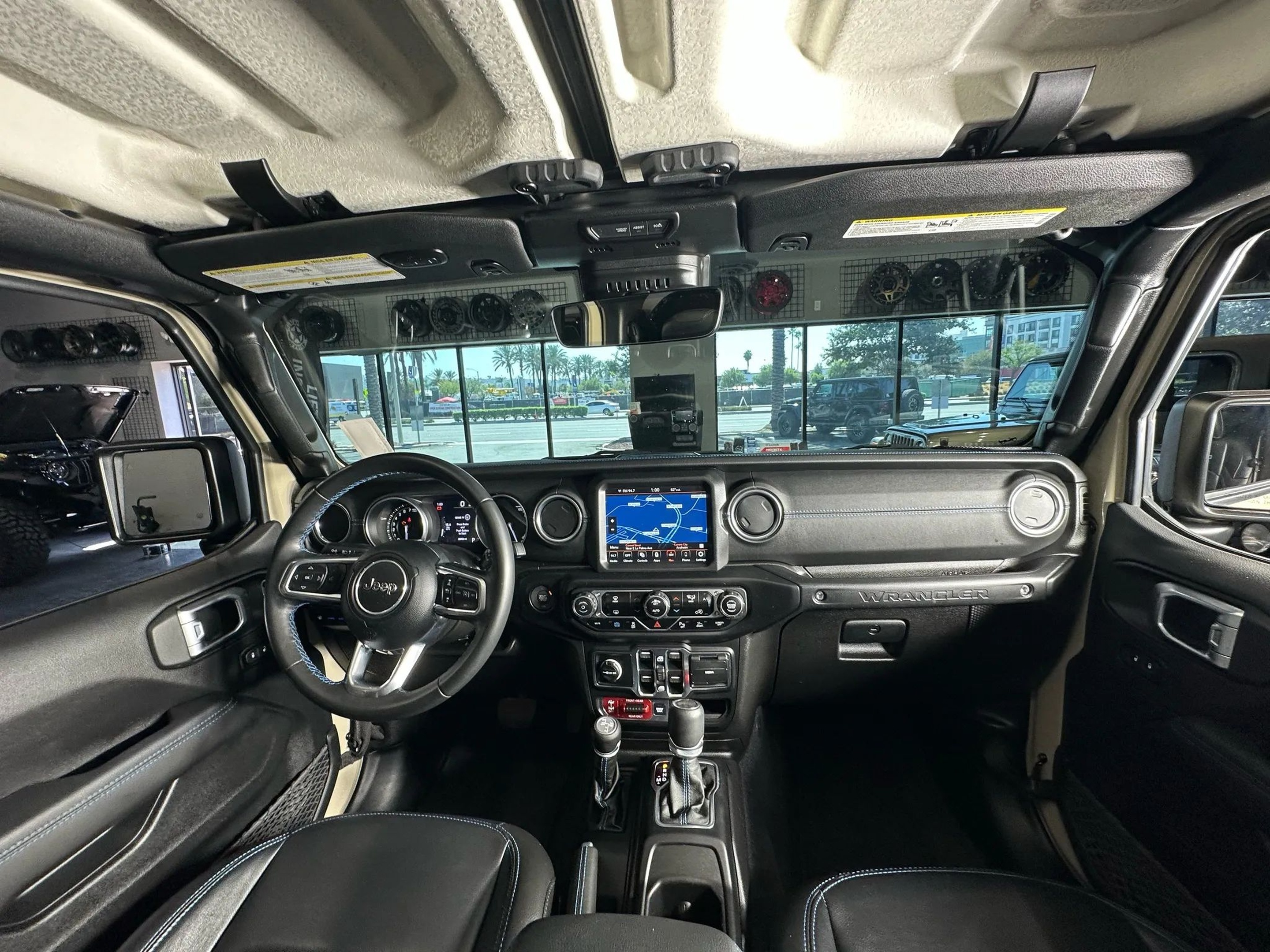 2022 Jeep Wrangler Unlimited Rubicon 4XE - Photo 18