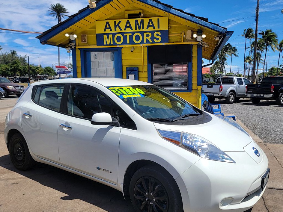 2015 Nissan LEAF S